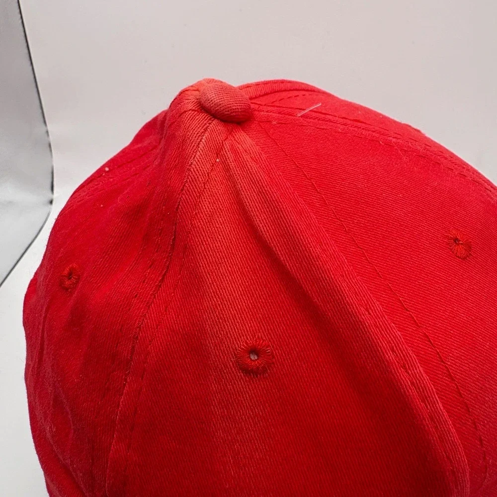 DS18 We Like It Loud Red Baseball Cap Hat Car Audio Embroidered Flex‎ Fit